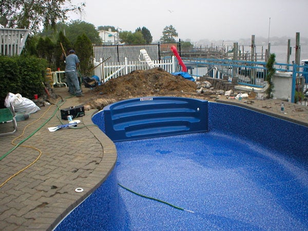 pool-step-installation-4